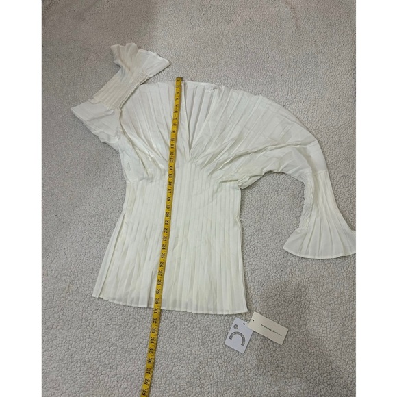 NWT Elegant White Pleated Mini Dress - Picture 11 of 11
